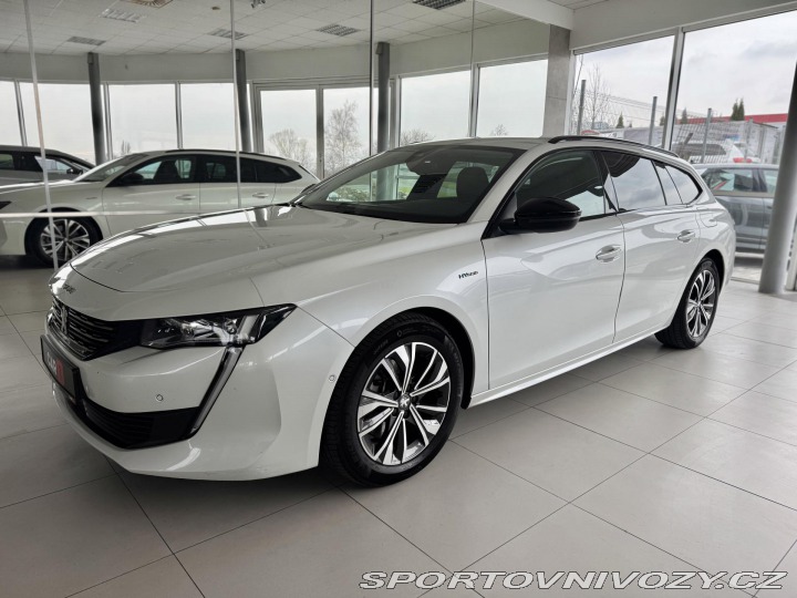 Peugeot 508 Hybrid 225*AT8*REZERVACE 2022