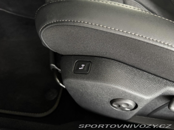 Peugeot 508 Hybrid 225*AT8*REZERVACE 2022