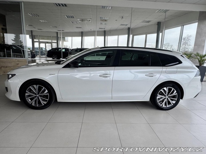 Peugeot 508 Hybrid 225*AT8*REZERVACE 2022