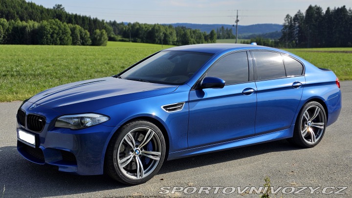 BMW M5 F10 2013