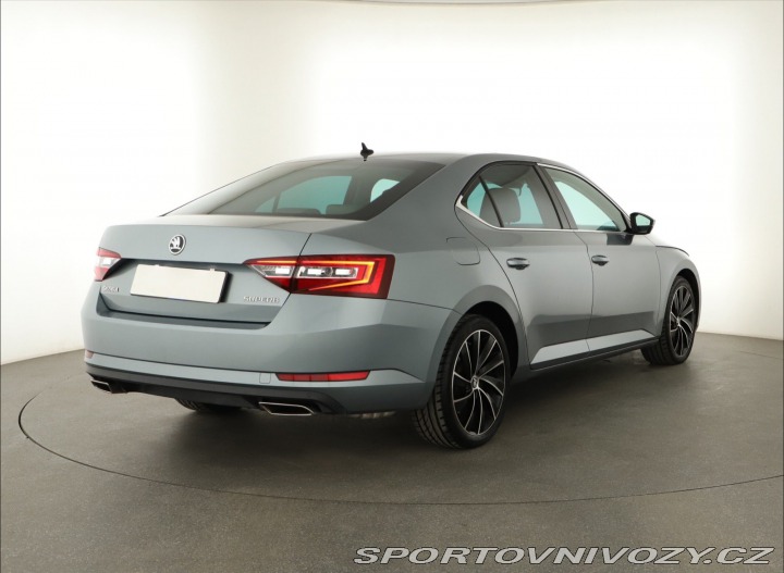 Škoda Superb Laurin&Klement 2.0 TS 2016