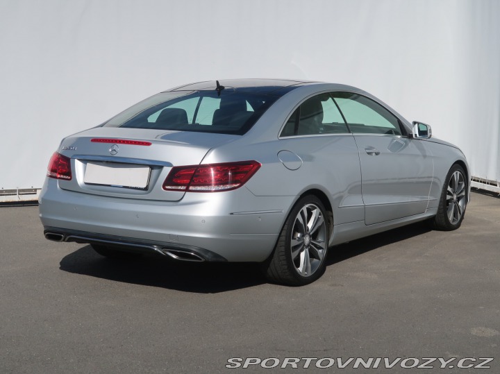 Mercedes-Benz E E 220 BlueTEC 2017