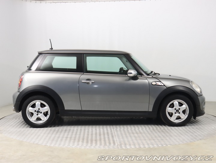 Mini One One 2010