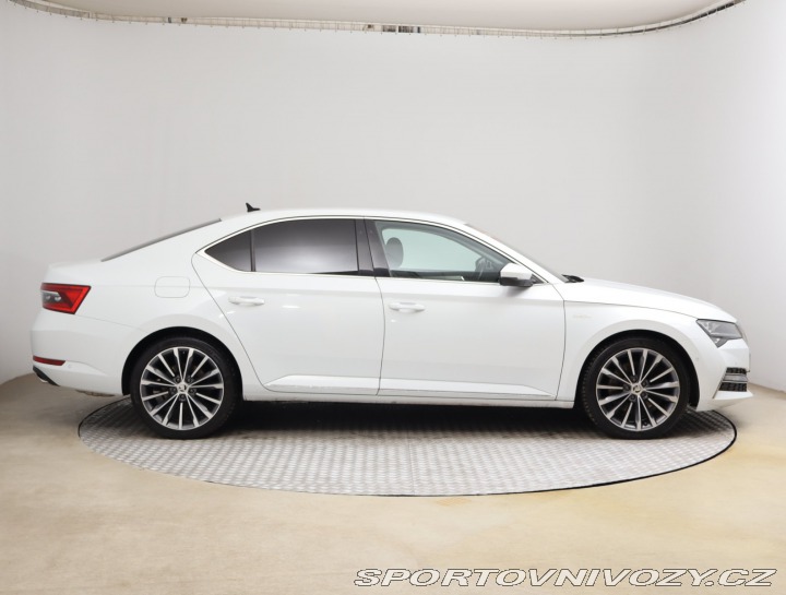 Škoda Superb Laurin&Klement 2.0 TS 2021