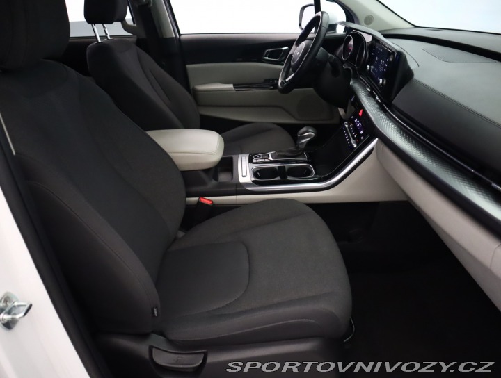 Kia Ostatní modely Carnival  3.5 V6 2022