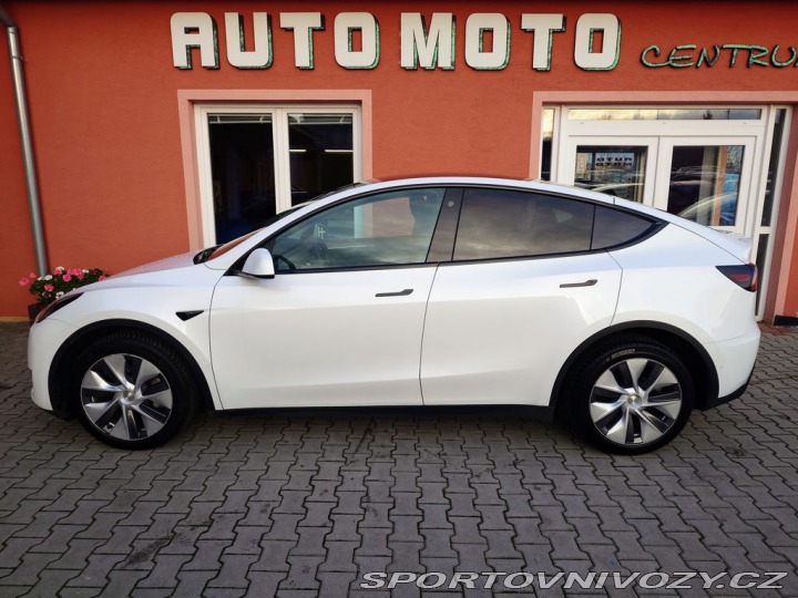 Tesla Model Y PRODÁNO 2022