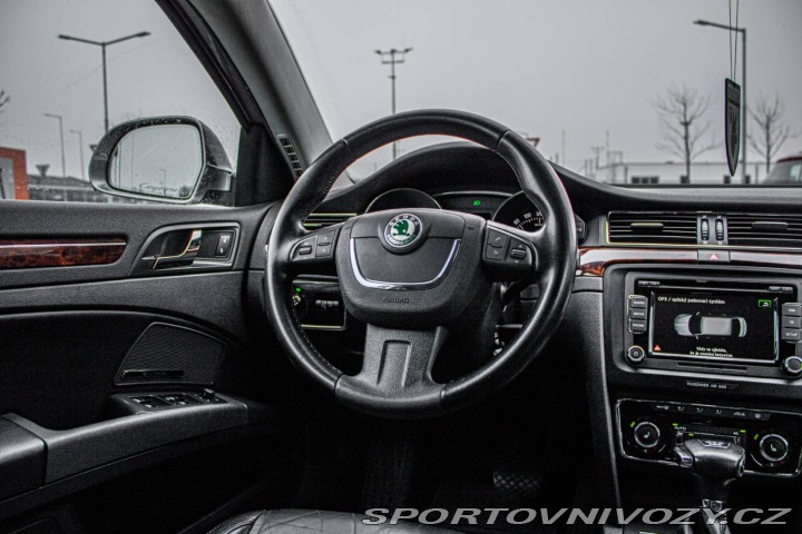 Škoda Superb 3.6 FSI V6 4x4 Elegance 2010