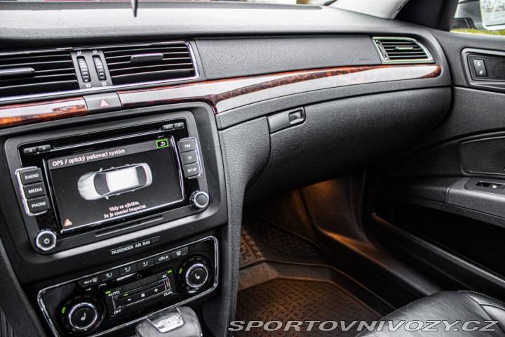 Škoda Superb 3.6 FSI V6 4x4 Elegance 2010