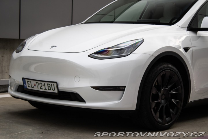Tesla Model Y 324 kW, automat, 2021, L 2021