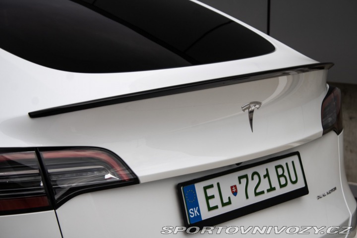 Tesla Model Y 324 kW, automat, 2021, L 2021