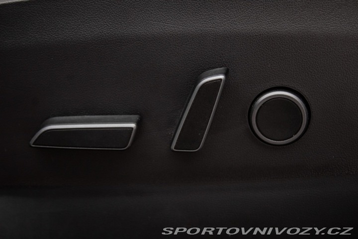 Tesla Model Y 324 kW, automat, 2021, L 2021