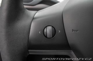 Tesla Model Y 324 kW, automat, 2021, L 2021