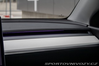 Tesla Model Y 324 kW, automat, 2021, L 2021