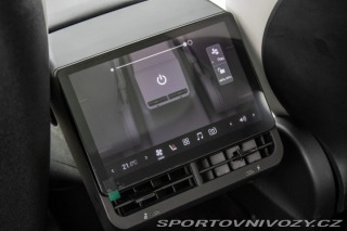 Tesla Model Y 324 kW, automat, 2021, L 2021