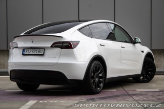 Tesla Model Y 324 kW, automat, 2021, L 2021