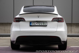 Tesla Model Y 324 kW, automat, 2021, L 2021
