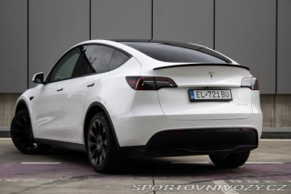 Tesla Model Y 324 kW, automat, 2021, L 2021