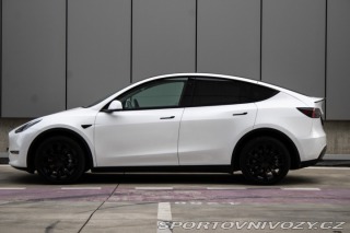 Tesla Model Y 324 kW, automat, 2021, L 2021