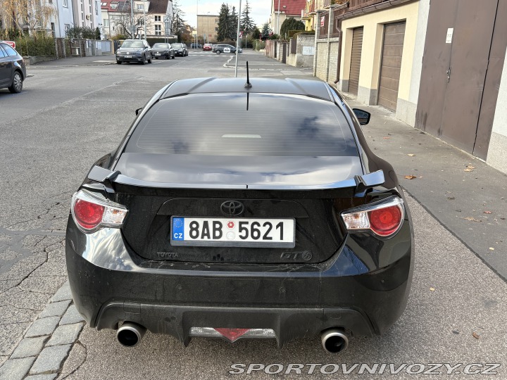 Toyota GT86 automat 2013