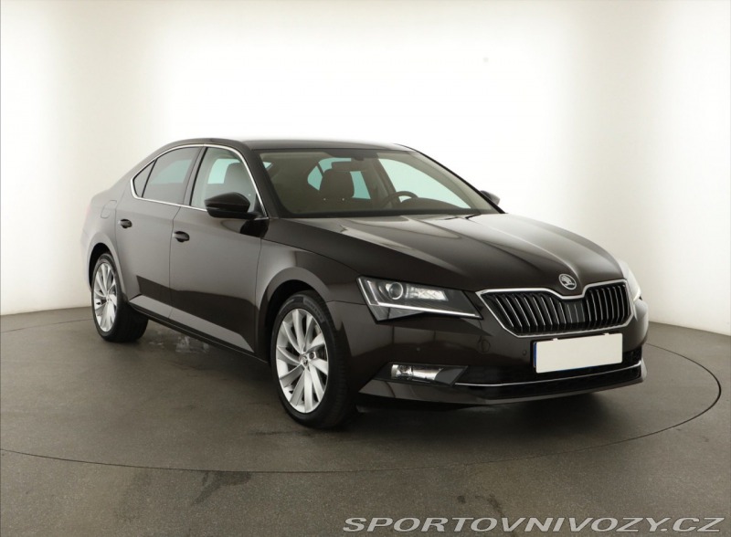 Škoda Superb Style Plus 2.0 TSI