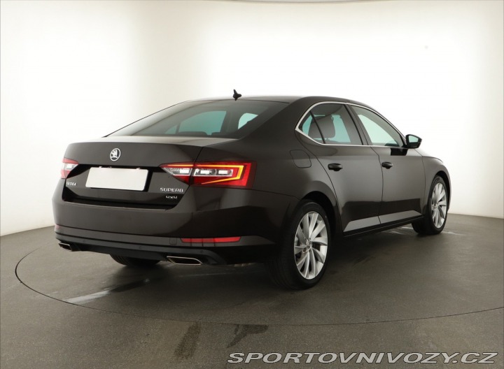 Škoda Superb Style Plus 2.0 TSI 2019