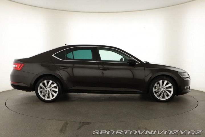Škoda Superb Style Plus 2.0 TSI 2019