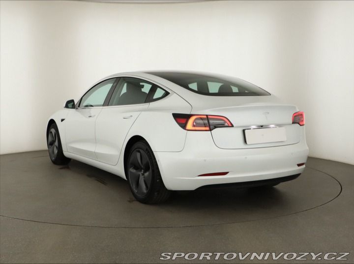 Tesla Model 3 Std Range Plus 52kWh 2020