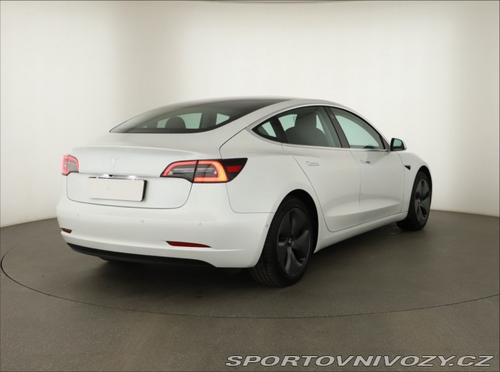 Tesla Model 3 Std Range Plus 52kWh 2020