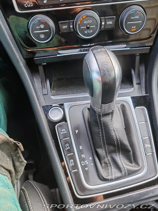 Volkswagen Golf R 2014