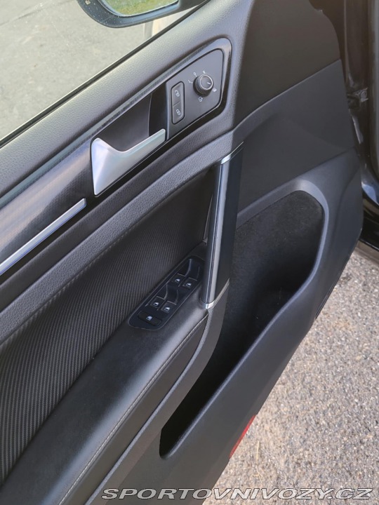 Volkswagen Golf R 2014