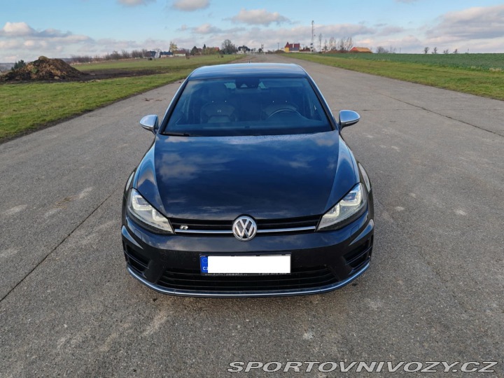 Volkswagen Golf R 2014