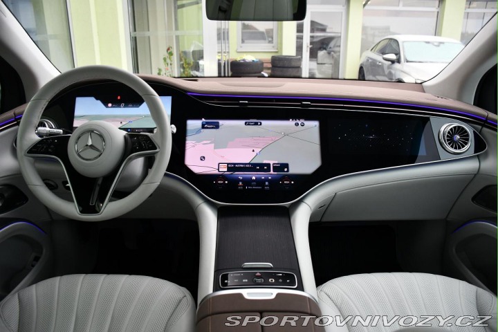 Mercedes-Benz Ostatní modely EQS 580 4M SUV HYPERSCREEN K3 2023