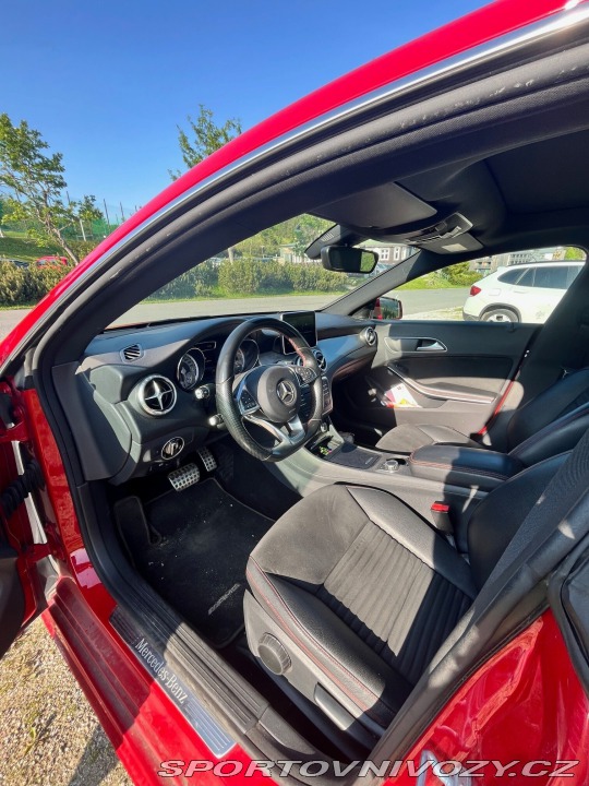 Mercedes-Benz CLA 220 AMG Paket 2014