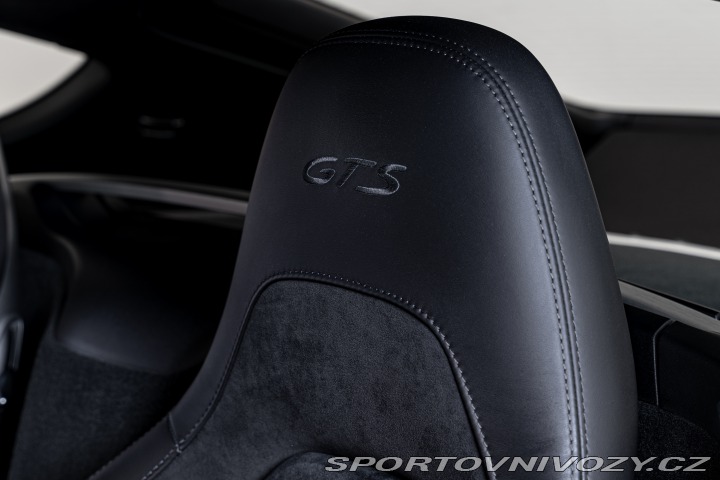 Porsche Cayman 718 GTS 4.0, keramiky 2020