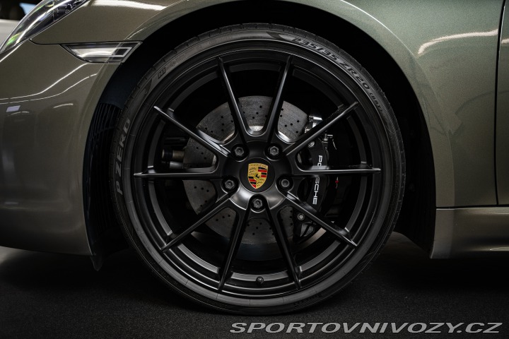 Porsche Cayman 718 GTS 4.0, keramiky 2020