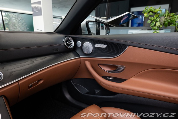 Mercedes-Benz E Cabrio Burmester/Bluetoot 1800