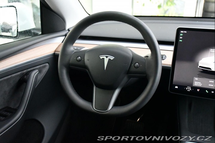 Tesla Model Y RWD STANDARD RANGE 1M 98% 2023