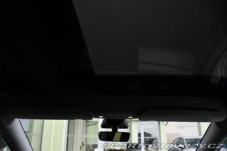 Tesla Model Y RWD STANDARD RANGE 1M 13t 2023