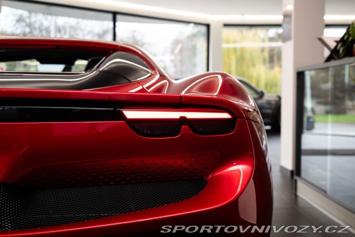 Ferrari 296 GTS Lift/CarPlay/Rosso im 2026