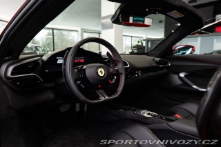 Ferrari 296 GTS Lift/CarPlay/Rosso im 2025