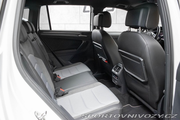 Volkswagen Ostatní modely Tiguan 2.0 TSI R-LINE*4x4*TAŽNÉ* 2020