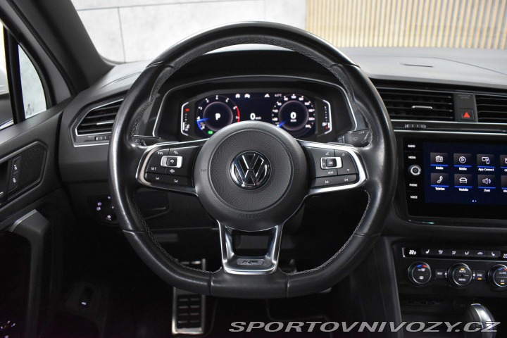 Volkswagen Ostatní modely Tiguan 2.0 TSI R-LINE*4x4*TAŽNÉ* 2020