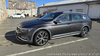 Volkswagen  Passat Alltrack