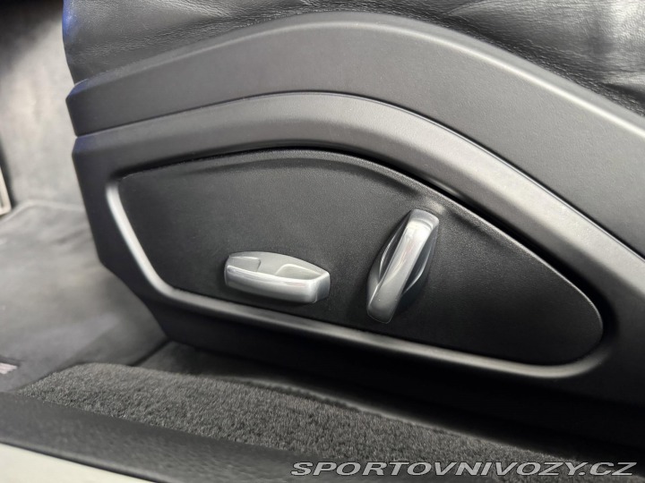 Porsche Panamera 4S 324kW*Vzduch*REZERVACE 2018