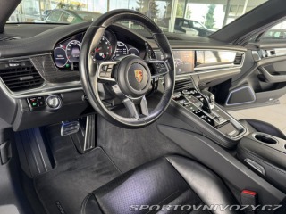 Porsche Panamera  1800
