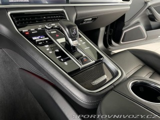 Porsche Panamera  1800