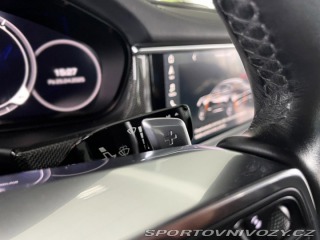 Porsche Panamera  1800