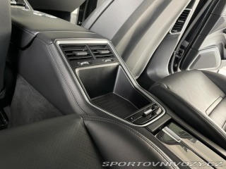 Porsche Panamera  1800