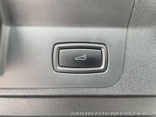 Porsche Panamera  1800