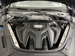 Porsche Panamera  1800